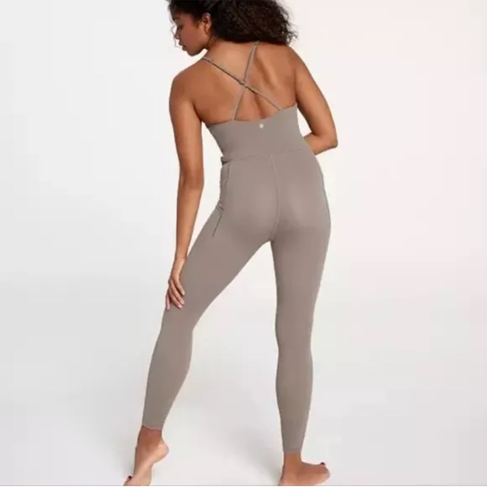CALIA Inspire Adjustable Strap Bodysuit Gray Small NWT - Picture 5 of 14